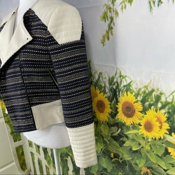 BCBG Navy Gold Cropped Moto Jacket Small - Picture 9 of 14